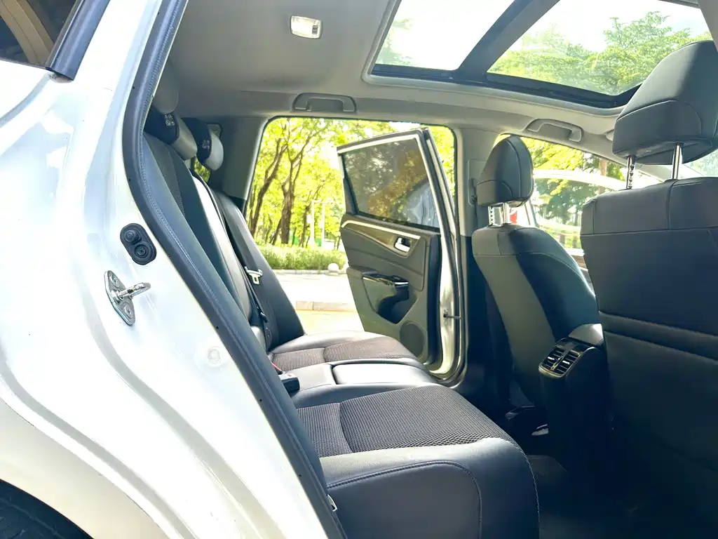 Honda Jade 2017 — фото 14