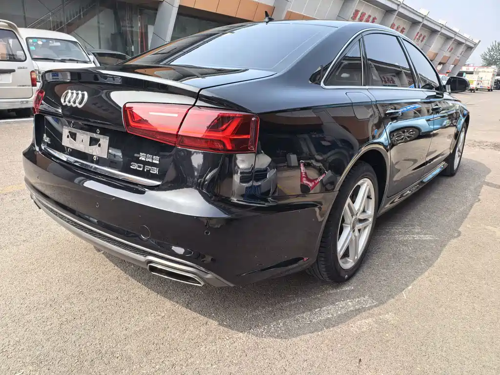 Audi A6L 2018 — фото 4