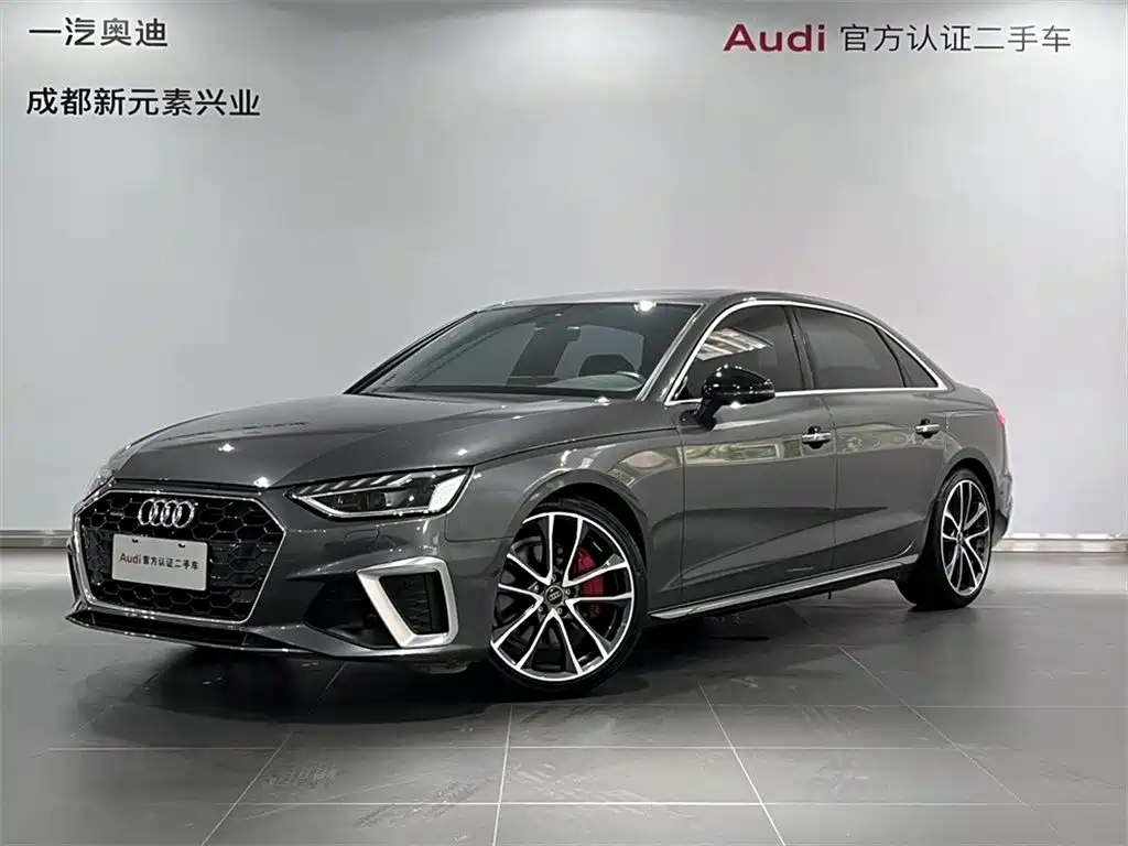 Audi A4L 2021 — фото 1