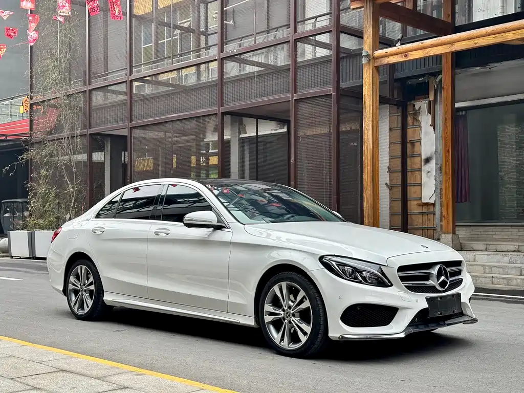Mercedes-Benz C-Class 2018 — фото 3