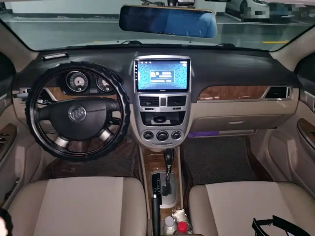Buick Excelle 2016 — фото 13