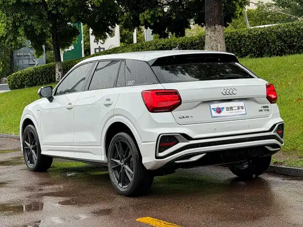 Audi Q2L 2022
