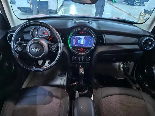 MINI 2017
