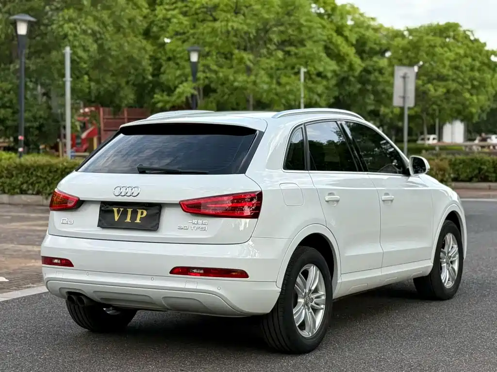 Audi Q3 2014 — фото 5