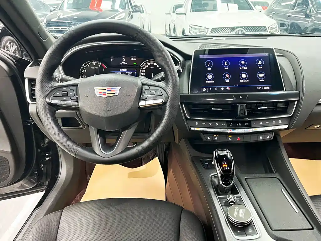 Cadillac CT5 2022 — фото 10