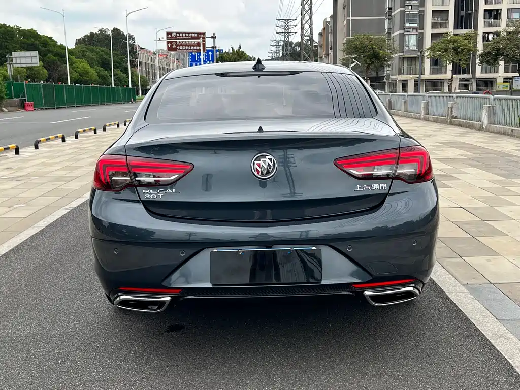Buick Regal 2019 — фото 7
