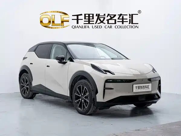 Zeekr X 2024