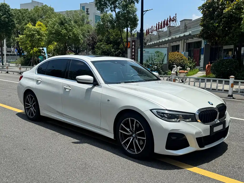 BMW 3 Series 2020