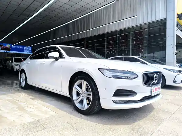 Volvo S90 2018