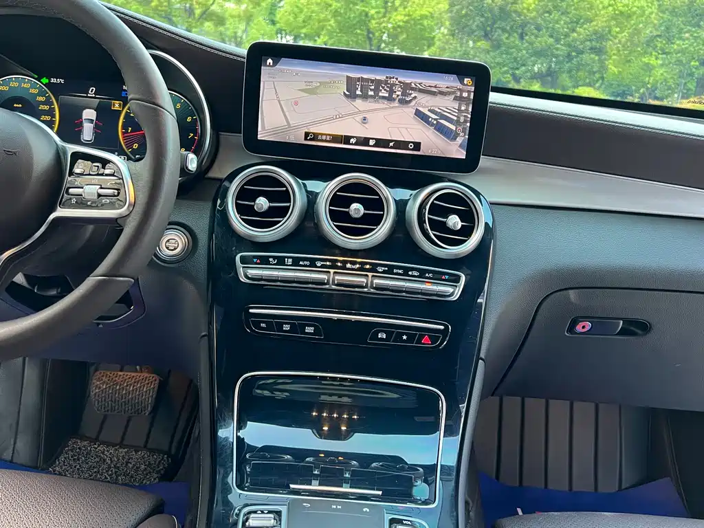 Mercedes-Benz GLC 2021