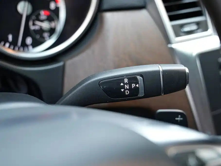 Mercedes-Benz GL-Class 2015 — фото 13