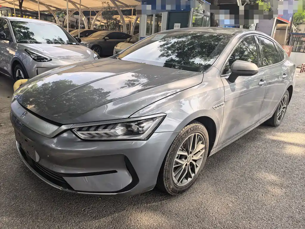 BYD Qin PLUS 2022 — фото 1