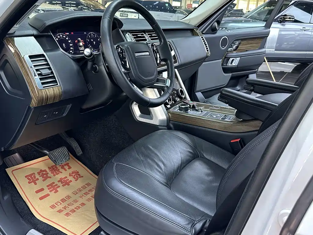 Land Rover Range Rover 2018 — фото 10