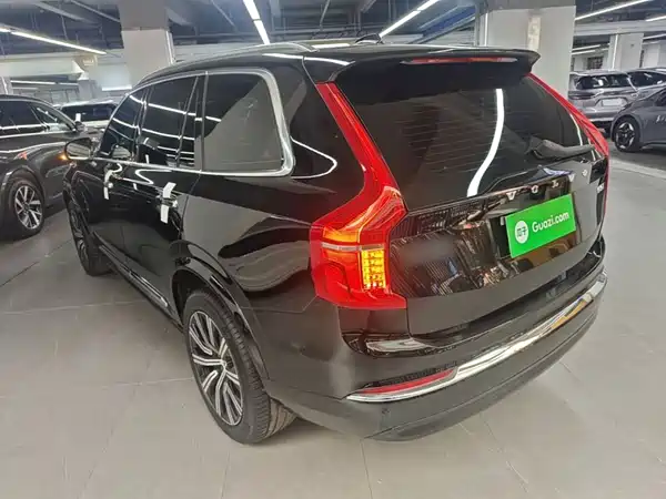 Volvo XC90 2023