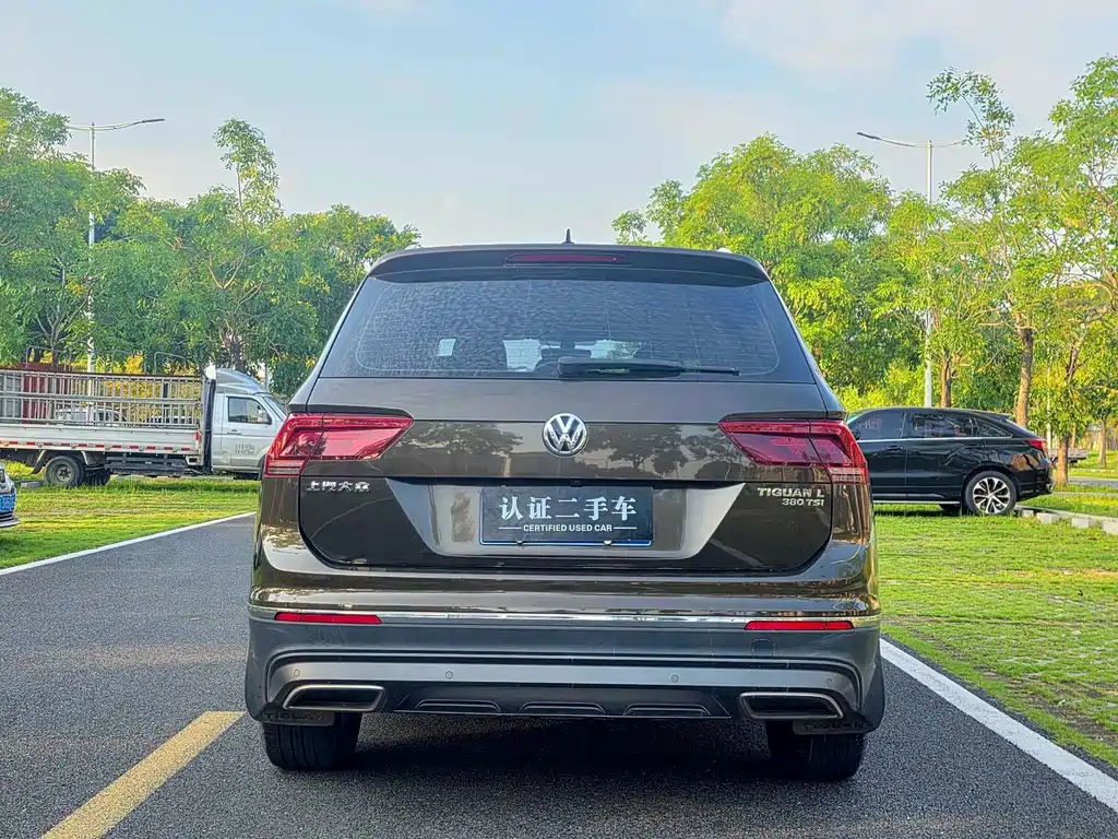Volkswagen Tiguan L 2018 — фото 20