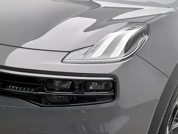 Lynk & Co 06 EM-P 2021