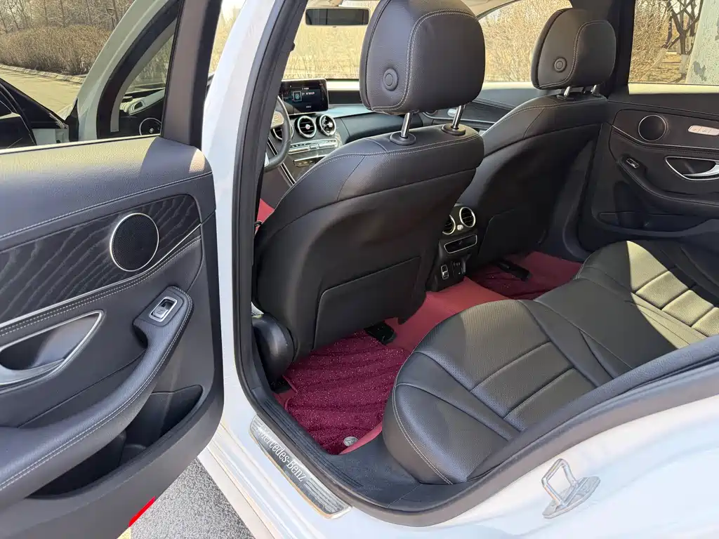 Mercedes-Benz C-Class 2020 — фото 21
