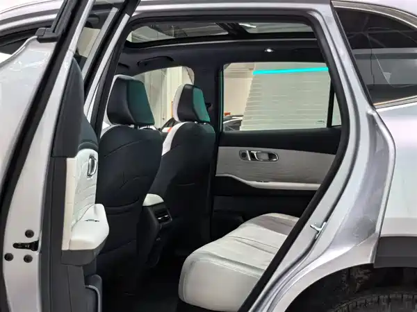 Geely Galaxy Starship 7 2025