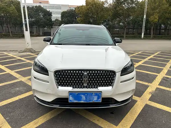 Lincoln Corsair 2020