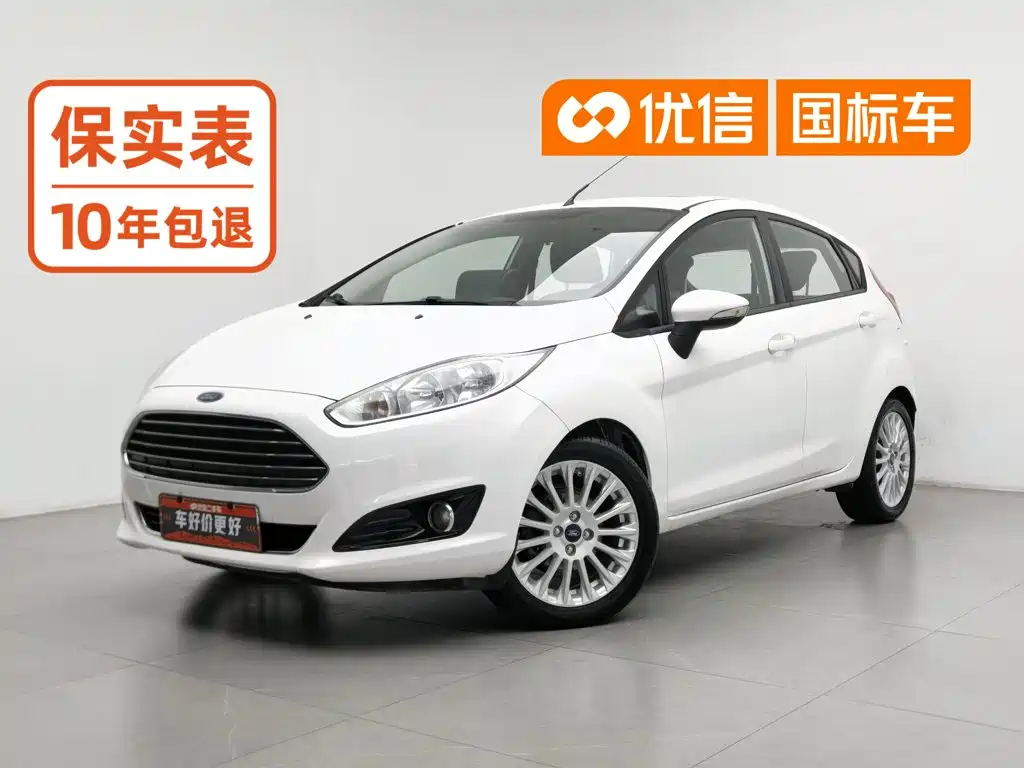 Ford Fiesta 2015 — фото 1