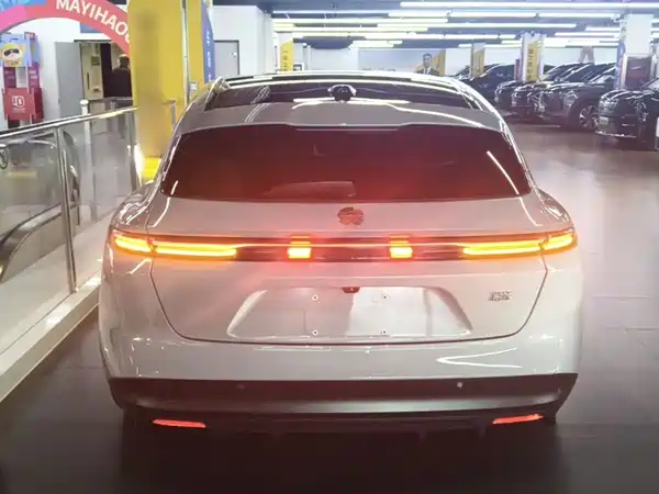 NIO ET5T 2025