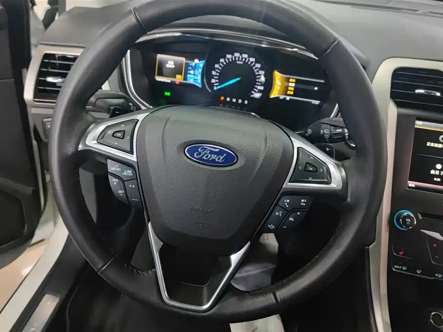 Ford Mondeo 2016 — фото 15
