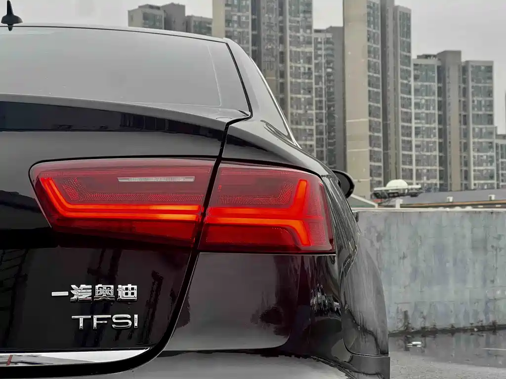 Audi A6L 2018 — фото 13