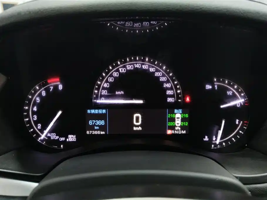 Cadillac ATS-L 2018 — фото 13