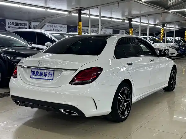 Mercedes-Benz C-Class 2021
