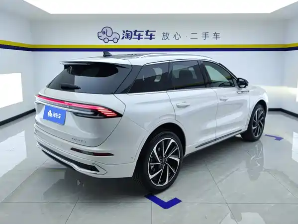 Lincoln Corsair 2024