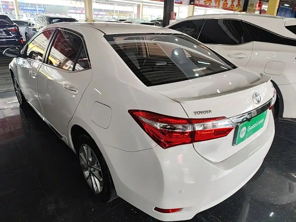Toyota Corolla 2015