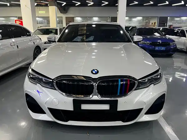 BMW 3 Series 2021