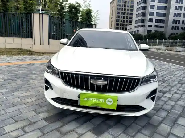 Geely Emgrand 2025