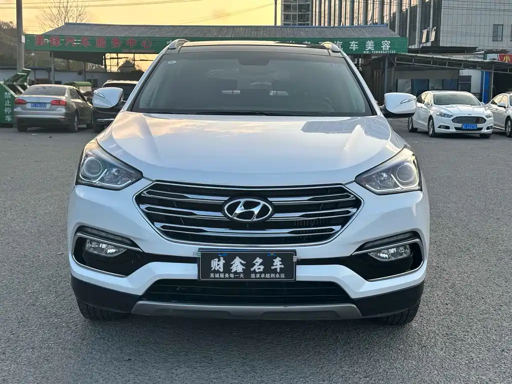 Hyundai Santa Fe 2017 — фото 2