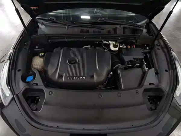 Lynk & Co 03 2022