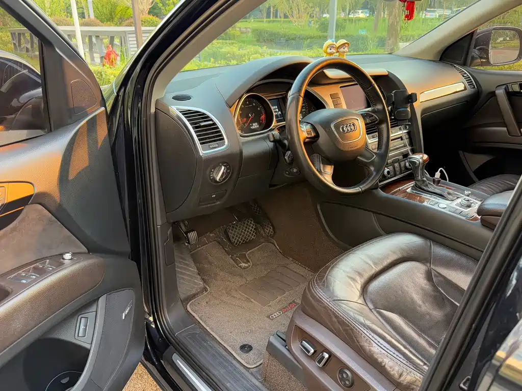 Audi Q7 2012