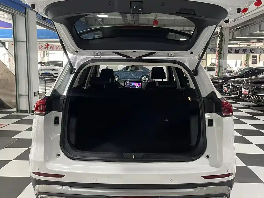 Haval H6 2023 — фото 17