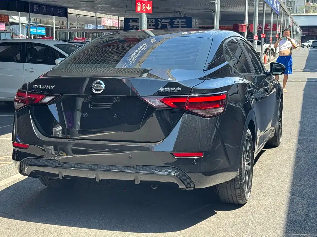 Nissan Sylphy 2021 — фото 12