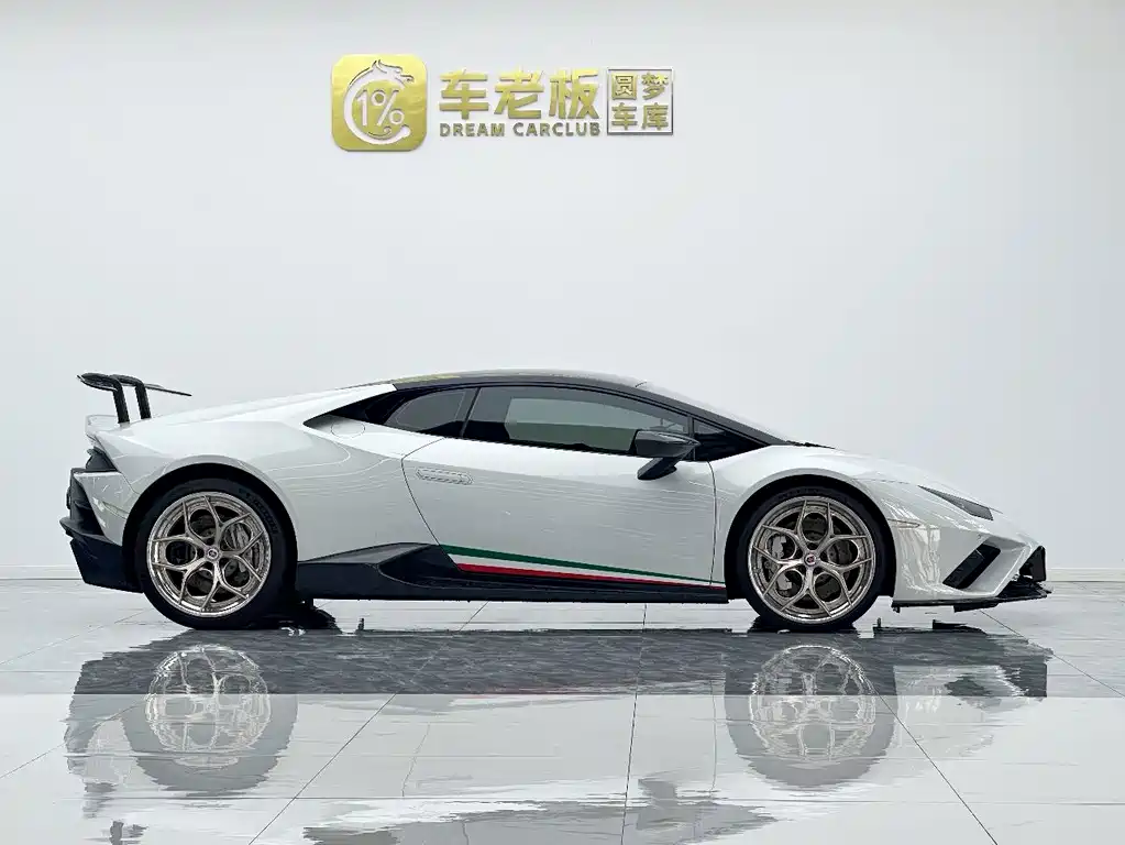 Lamborghini Huracan 2022 — фото 7