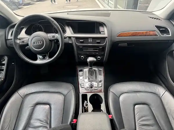 Audi A4L 2013