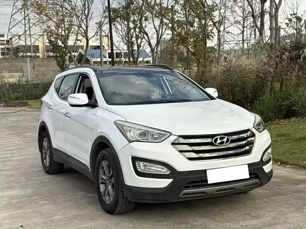 Hyundai Santa Fe 2014