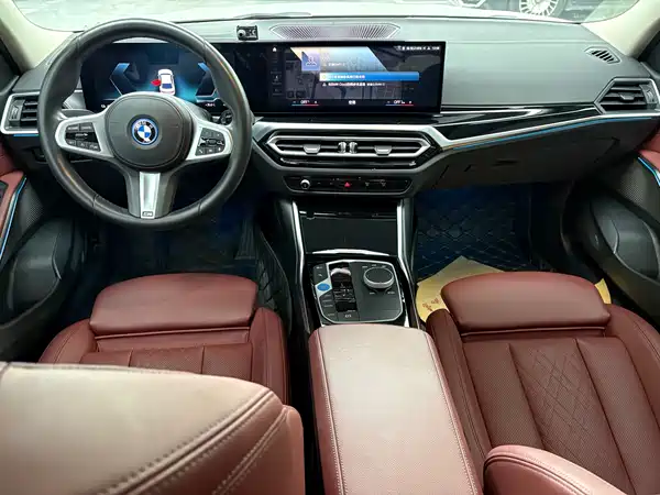 BMW i3 2023