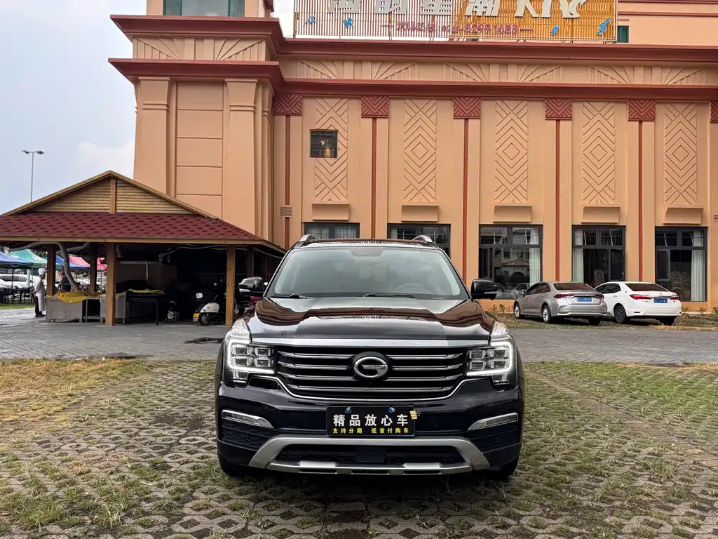 GAC Trumpchi GS8 2018 — фото 2