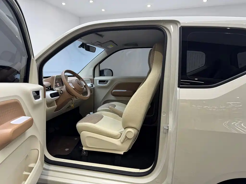 Wuling Hongguang MINIEV 2024 — фото 16