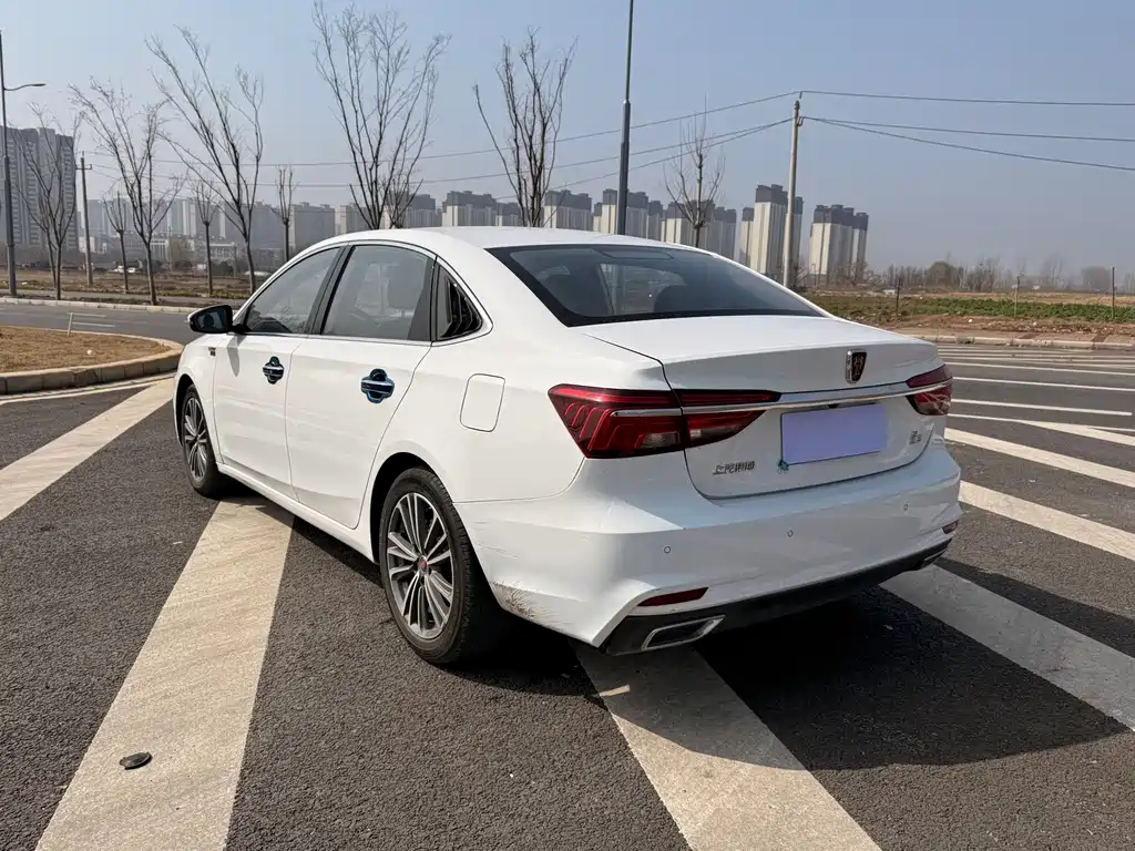 Roewe i6 Classic 2023 — фото 13