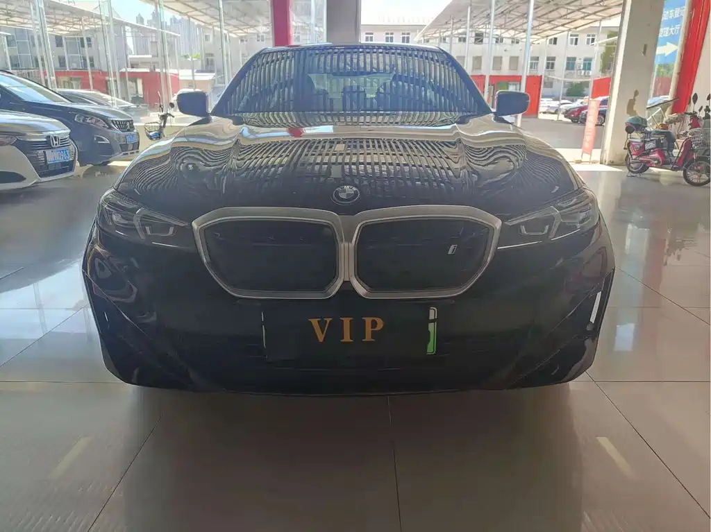 BMW i3 2023