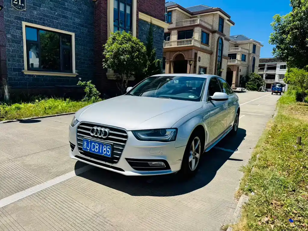 Audi A4L 2013