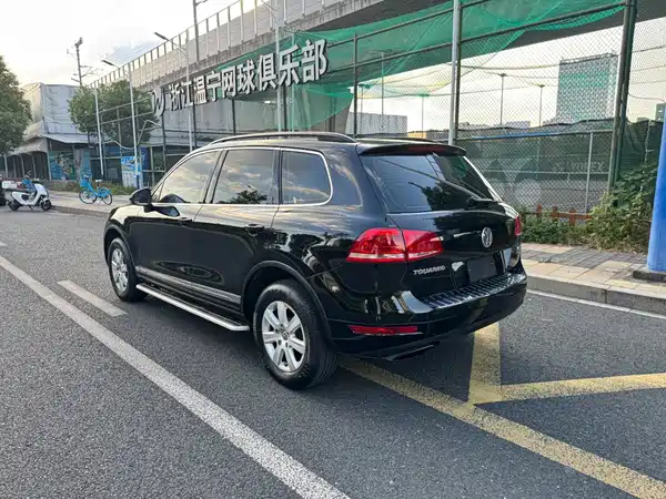 Volkswagen Touareg 2015