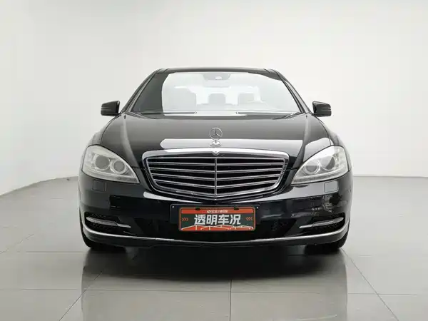 Mercedes-Benz S-Class 2012