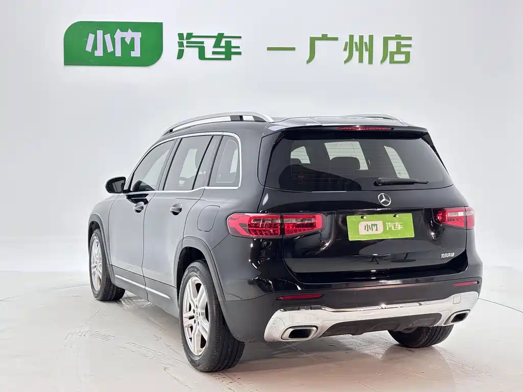 Mercedes-Benz GLB 2021